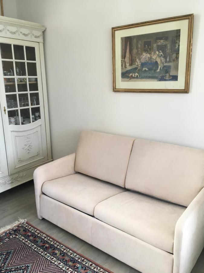 A With A Heart Apartment *